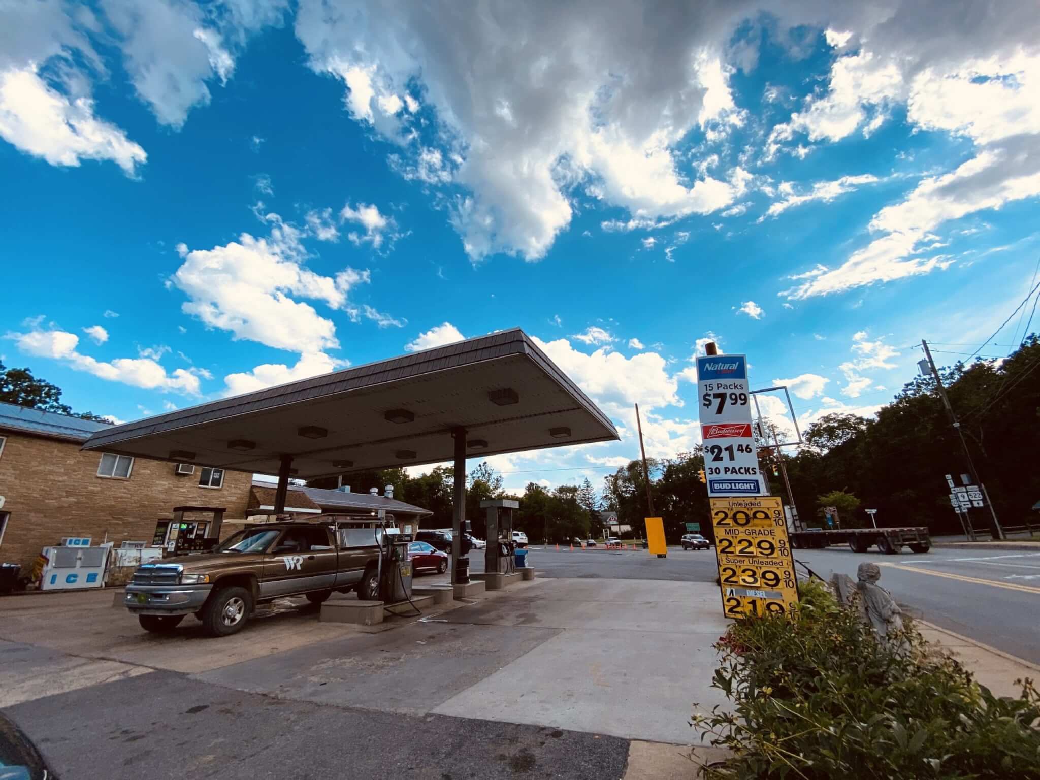 Roy's Service Center gas canopy and pumps in Berkeley Springs